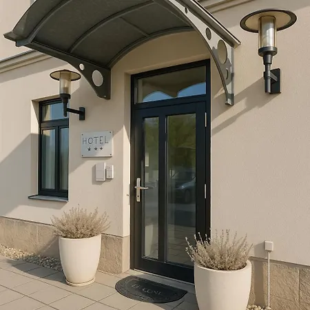 Noel Am Hauptbahnhof 3* Dresden