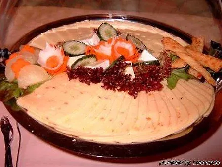 Noel Am Hauptbahnhof