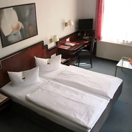 Kipping Am Hauptbahnhof 3*