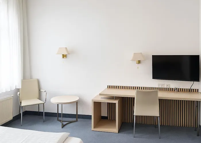 Noel Am Hauptbahnhof 3*