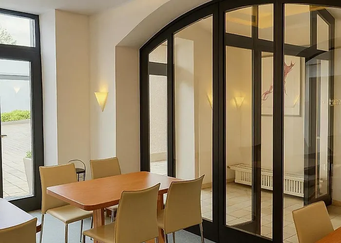 Hotel Noel Am Hauptbahnhof 3*