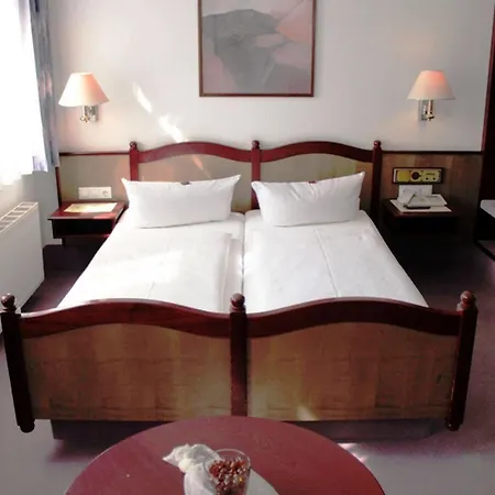 Hotel Kipping Am Hauptbahnhof 3*