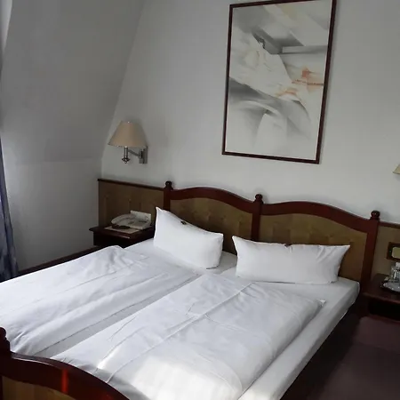 Kipping Am Hauptbahnhof Hotel 3*