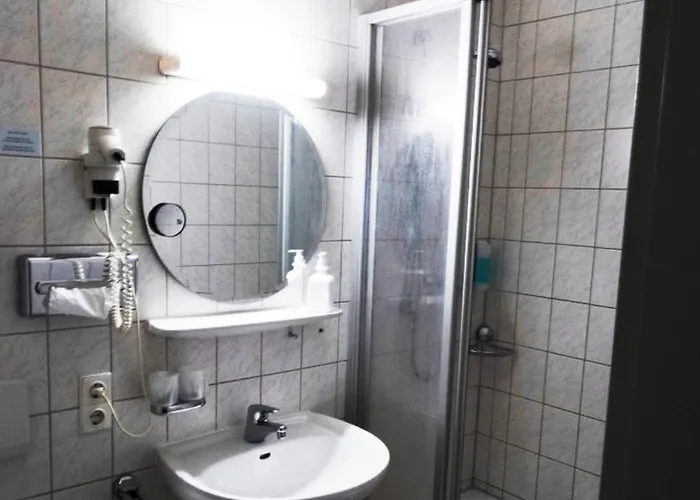 Noel Am Hauptbahnhof Hotel Dresda